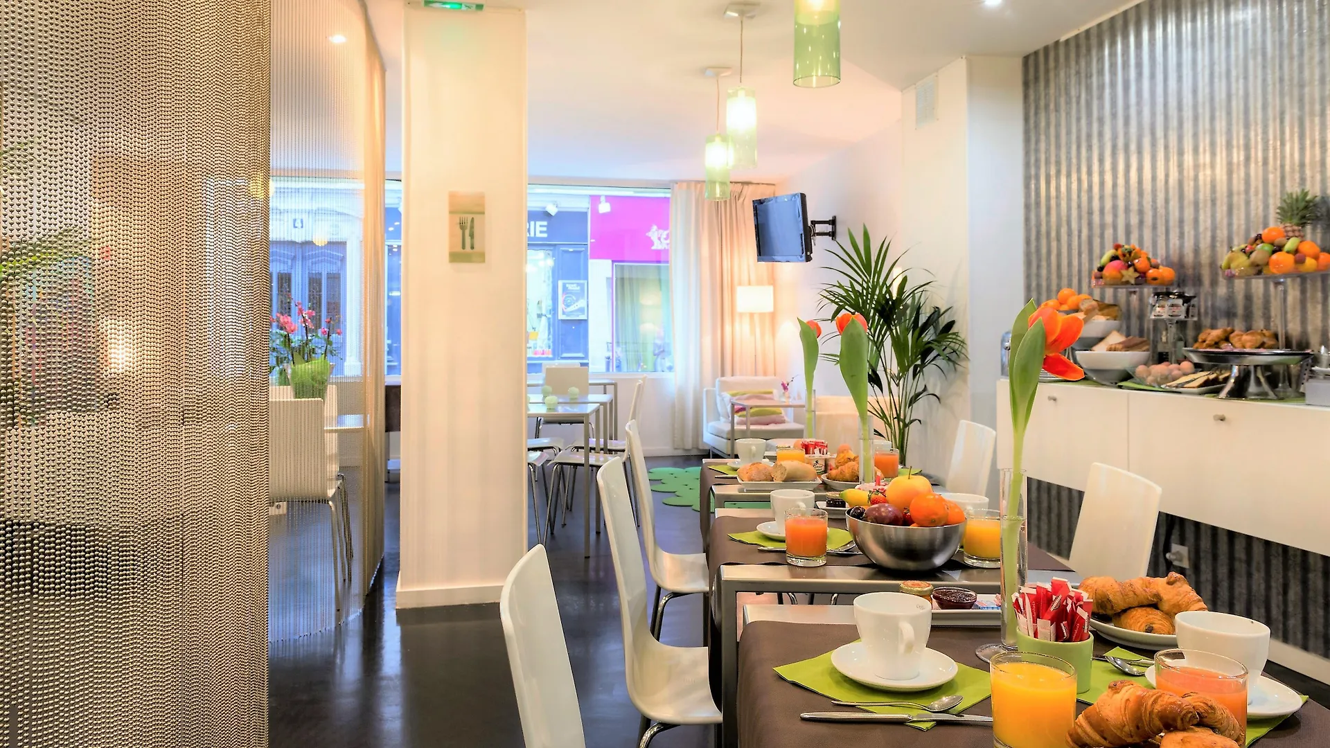 Glasgow Monceau By Patrick Hayat Hotel 3*