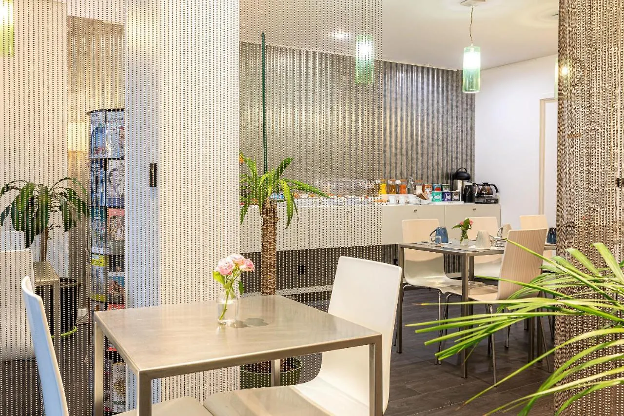 Hotell Glasgow Monceau By Patrick Hayat Paris