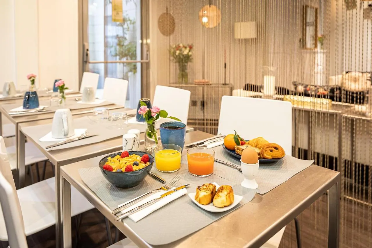 Hotell Glasgow Monceau By Patrick Hayat